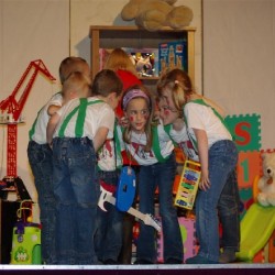 De Muzikantjes  10 - Toneelvereniging Plankenkoorts 